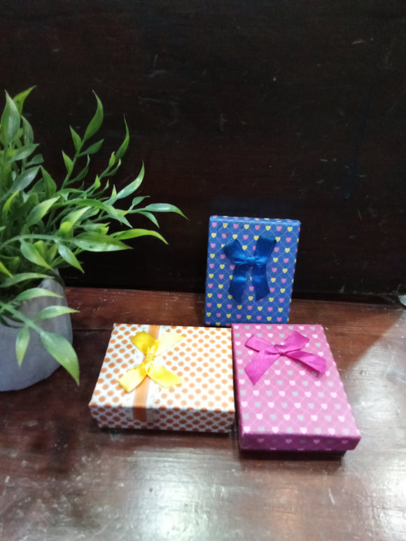 EMPAQUE CONJUNTO MOÑITA