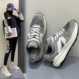 Calzado 2022 Gris