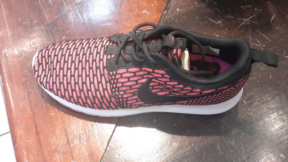 Nike tela 677243-004