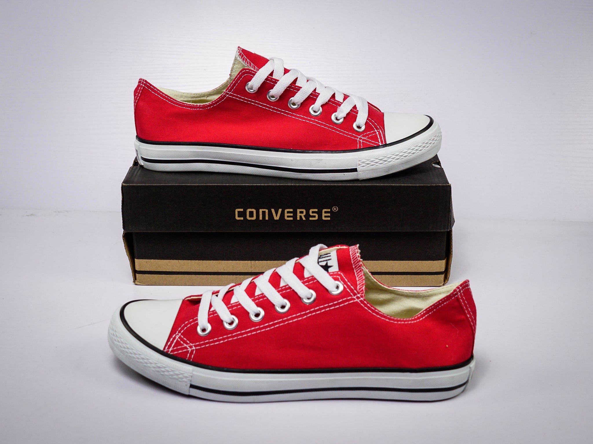 Converse top rojos bajos