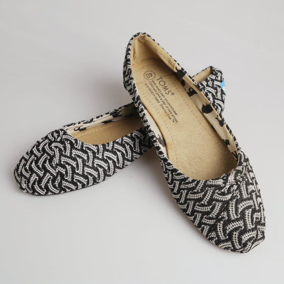 TOMS TA11